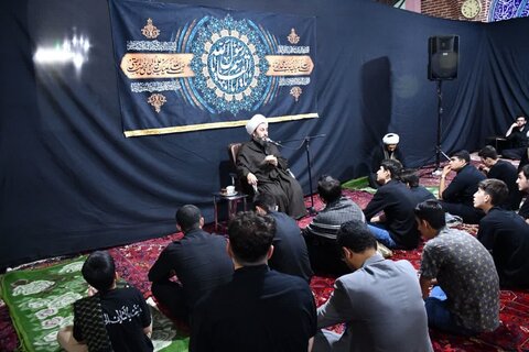 تصاویر/ مراسم شب شهادت امام رضا (ع) در شهرستان خوی