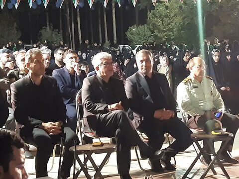 تصاویر/ سوگواری شامگاه شهادت حضرت امام رضا(ع) در چایخانه امام رضا(ع) آران و بیدگل