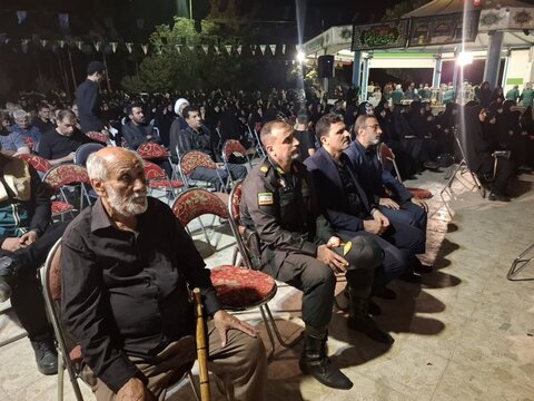 تصاویر/ سوگواری شامگاه شهادت حضرت امام رضا(ع) در چایخانه امام رضا(ع) آران و بیدگل