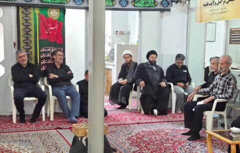 تصاویر/ روضه‌خوانی رحلت پیامبر اسلام حضرت محمد(ص)، شهادت  امام حسن مجتبی(ع) و امام رضا(ع) با حضور امام جمعه کاشان