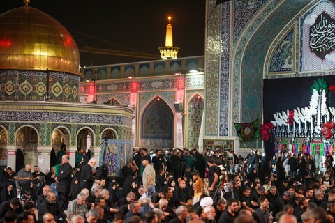 تصاویر | سخنرانی نماینده ولی فقبه در استان آذربایجان شرقی در صحن قدس حرم رضوی