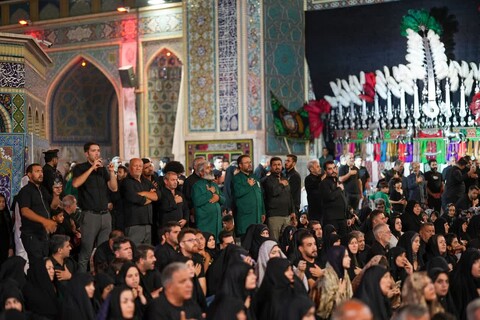 تصاویر | سخنرانی نماینده ولی فقبه در استان آذربایجان شرقی در صحن قدس حرم رضوی