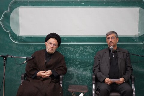 تصاویر دیدار مدیران دستگاه های اجرایی با نماینده ولی فقیه در لرستان