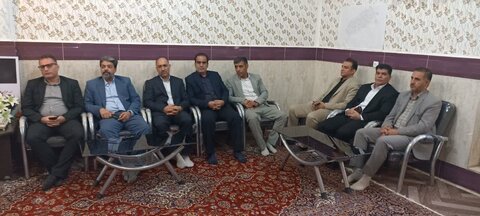 تصاویر دیدار مدیران دلفان با امام جمعه شهرستان