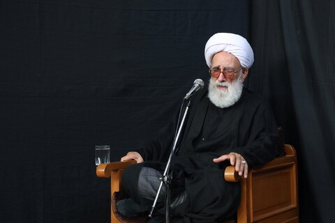 تصاویر/ مراسم عزاداری روز شهادت امام رضا (ع) در بیوت مراجع