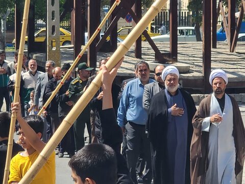 تصاویر/ عزاداری خیابانی مردم چایپاره در سوگ شهادت امام رضا(ع)