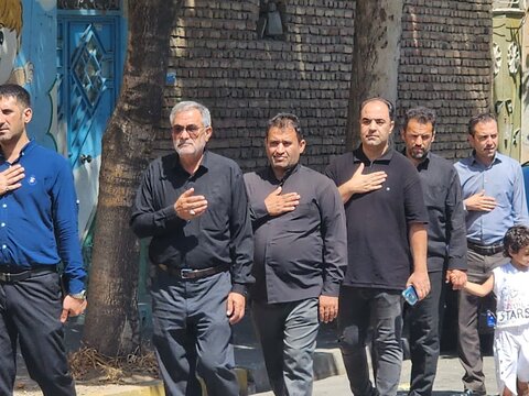 تصاویر/ عزاداری خیابانی مردم چایپاره در سوگ شهادت امام رضا(ع)