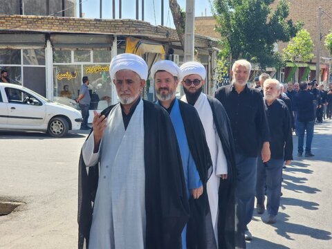 تصاویر/ عزاداری خیابانی مردم چایپاره در سوگ شهادت امام رضا(ع)