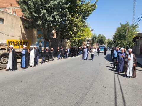 تصاویر/ عزاداری خیابانی مردم چایپاره در سوگ شهادت امام رضا(ع)