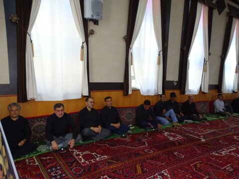 تصاویر/ عزاداری خیابانی مردم چهاربرج در سوگ شهادت امام رضا علیه السلام