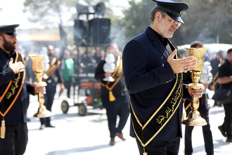 تصاویر/ دسته عزاداری خادمان به مناسبت شهادت امام رضا علیه السلام