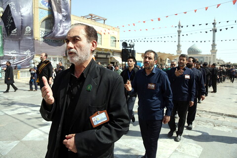 تصاویر/ دسته عزاداری خادمان به مناسبت شهادت امام رضا علیه السلام