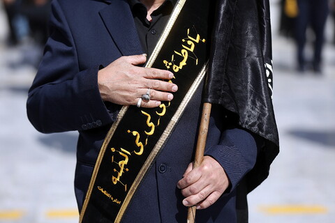 تصاویر/ دسته عزاداری خادمان به مناسبت شهادت امام رضا علیه السلام