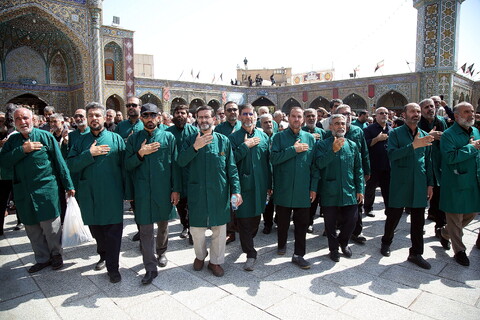 تصاویر/ دسته عزاداری خادمان به مناسبت شهادت امام رضا علیه السلام