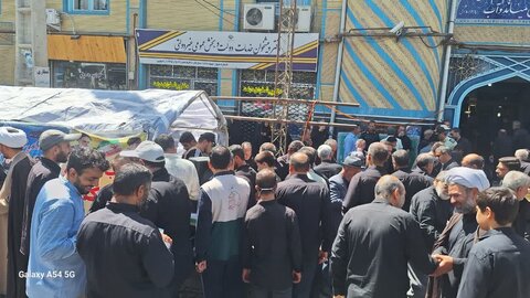 تصاویر/ عزاداری خیابانی در شهرستان میاندوآب همزمان با سالروز شهادت امام رضا (ع)