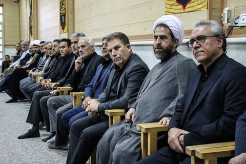 تصاویر/ مراسم روضه شهادت حضرت علی‌بن‌موسی‌الرضا(ع)  در دفتر نماینده ولی‌فقیه در استان زنجان