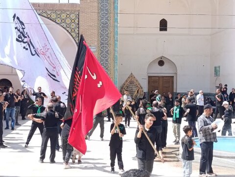 تصاویر/ عزداری شهادت امام  رضا(ع) در آستان مقدس علی ابن امام محمدباقر (ع)