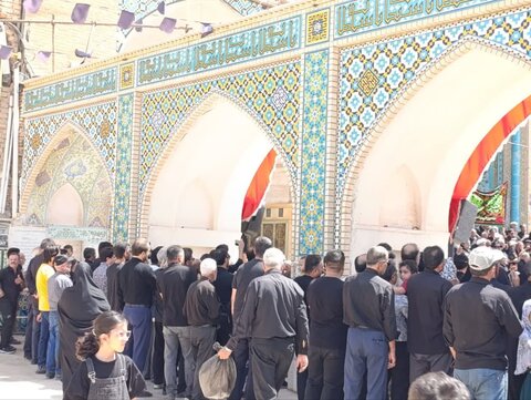 تصاویر/ عزداری شهادت امام  رضا(ع) در آستان مقدس علی ابن امام محمدباقر (ع)