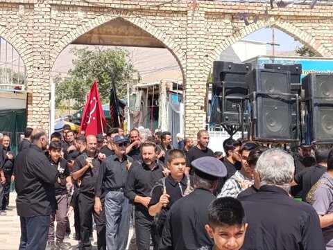 تصاویر/ عزداری شهادت امام  رضا(ع) در آستان مقدس علی ابن امام محمدباقر (ع)