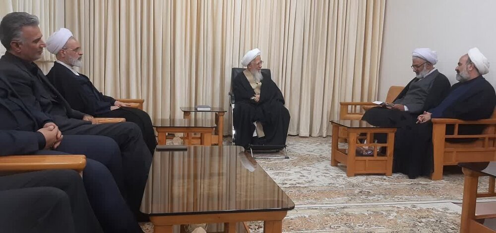 Ayatollah Javadi Amoli Praises Naeini Congress Initiative During Talks with Ayatollah Arafi
