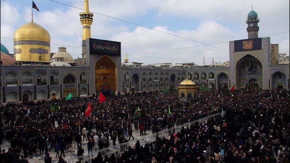 इमाम रज़ा (अ) की जीवनी कुरान की व्यावहारिक व्याख्या है, ज़ियारत का उद्देश्य इमाम की शिक्षाओं को जीवन में अपनाना है: मौलाना सय्यद मनाज़िर हुसैन नक़वी