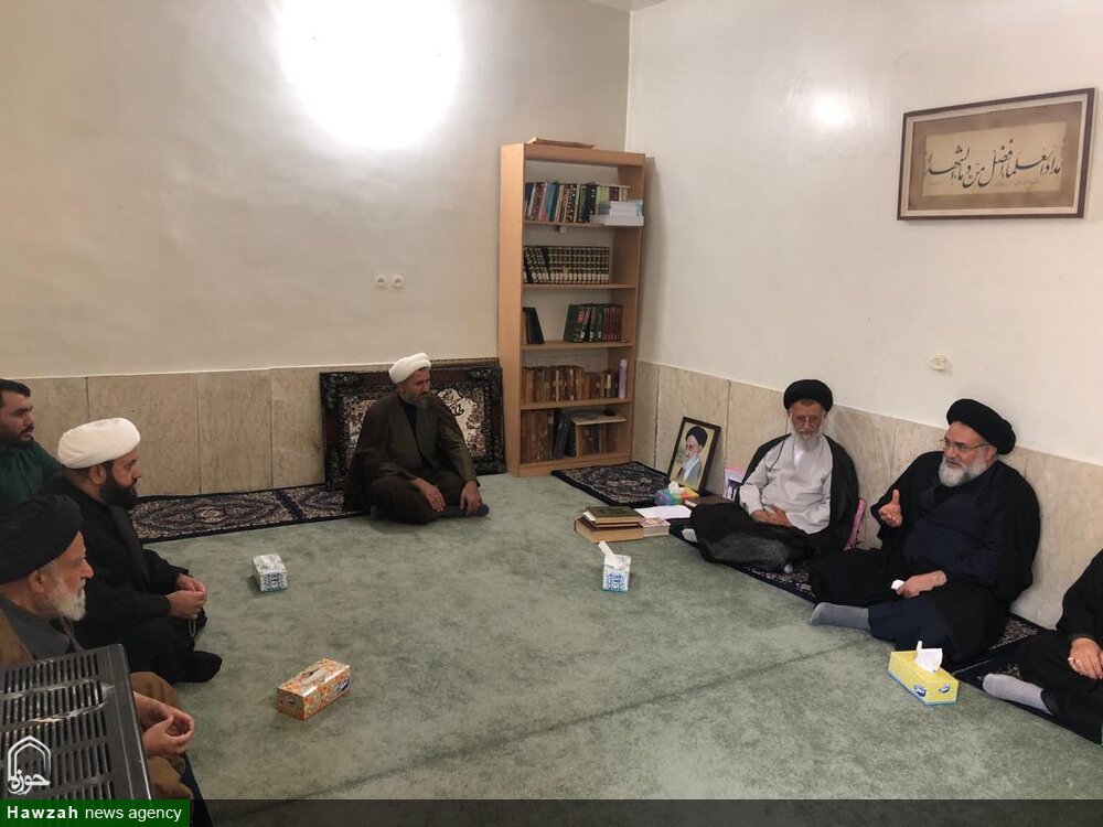 تجلیل از علما و روحانیون برجسته چرام