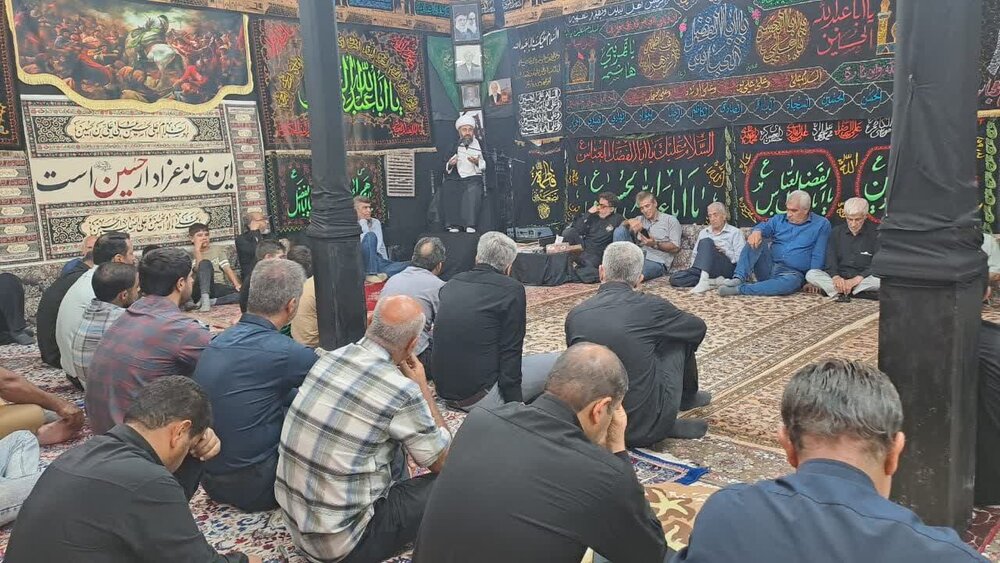 سوگواری مردم خارگ در سالروز شهادت امام رئوف+تصاویر