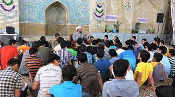 کارکردهای چندگانه مسجد