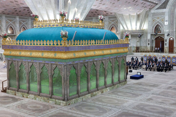 تجدید میثاق دکتر پزشکیان و اعضای هیئت دولت چهاردهم با آرمان‌های امام راحل