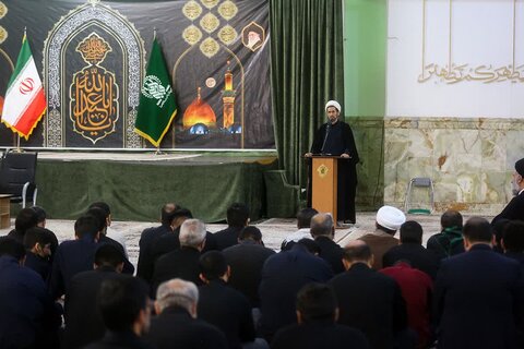 حرم حضرت فاطمہ معصومہ (س) میں اربعین کے موقع پر خادمین کی خدمات کے اعتراف میں تقریب