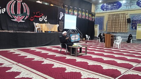 گزارش تصویری/ مراسم شهادت امام رضا ع در مدرسه علمیه خواهران خورموج