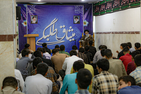 تصاویر/مراسم افتتاحیه دوره میثاق طلبگی حوزه علمیه استان همدان