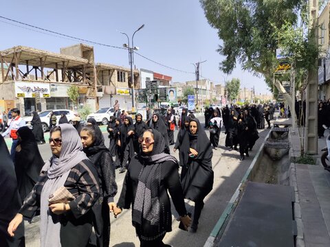 تصاویر/ تشییع شهید هادی رویاهی در بم