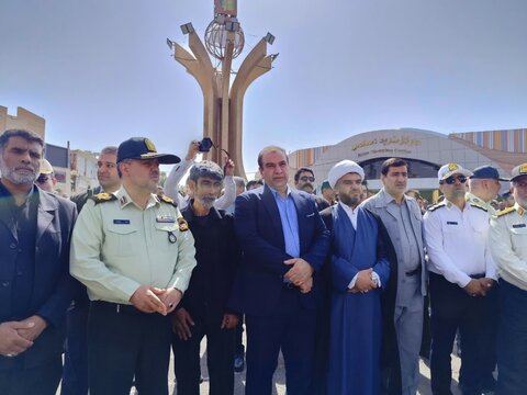 تصاویر/ تشییع شهید هادی رویاهی در بم