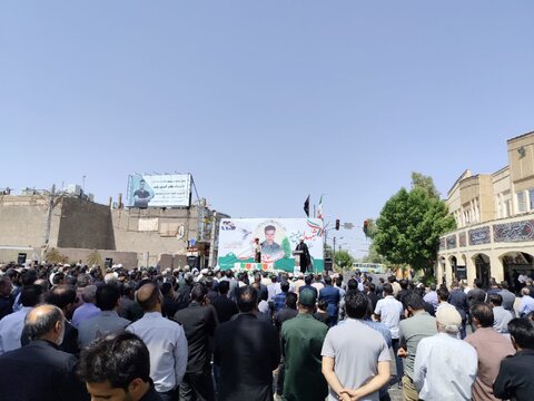 تصاویر/ تشییع شهید هادی رویاهی در بم