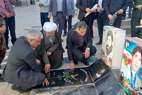 تصاویر: آیین غبارروبی گلزار شهدای آران وبیدگل درنخستین روز هفته دولت