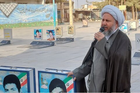 تصاویر: آیین غبارروبی گلزار شهدای آران وبیدگل درنخستین روز هفته دولت