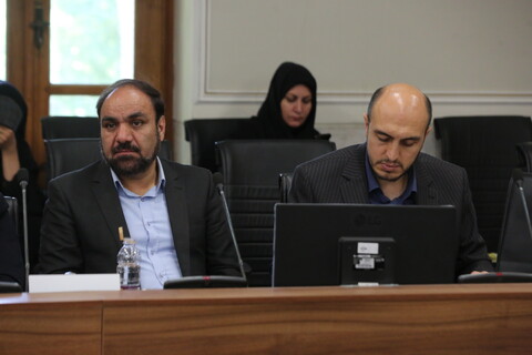 تصاویر / جلسه شورای ترویج فرهنگ ایثار و شهادت استان اصفهان