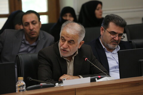 تصاویر / جلسه شورای ترویج فرهنگ ایثار و شهادت استان اصفهان