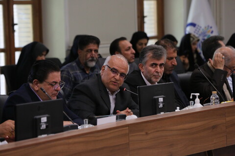 تصاویر / جلسه شورای ترویج فرهنگ ایثار و شهادت استان اصفهان