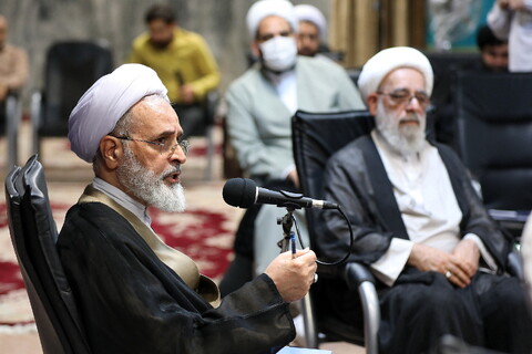 تصاویر/  نشست مدیران مدارس حوزه علمیه قم با حضور آیت الله اعرافی