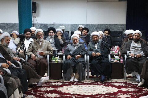 تصاویر/  نشست مدیران مدارس حوزه علمیه قم با حضور آیت الله اعرافی