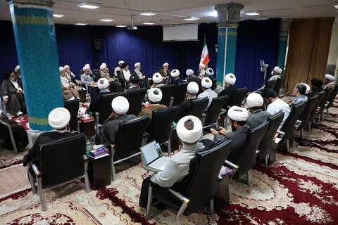 تصاویر/  نشست مدیران مدارس حوزه علمیه قم با حضور آیت الله اعرافی