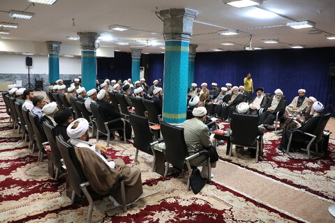 تصاویر/  نشست مدیران مدارس حوزه علمیه قم با حضور آیت الله اعرافی