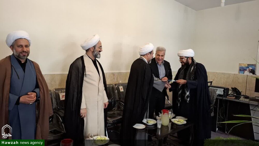 مدیر جدید مدرسه علمیه امام هادی(ع) شهرستان هرند معارفه شد+ تصاویر