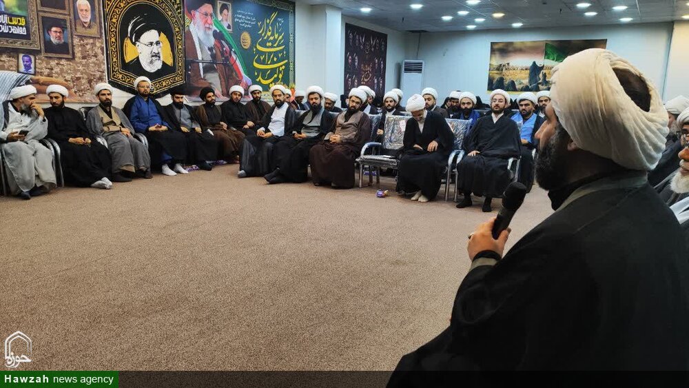 نشست مربیان شبکه تربیتی صالحین اهواز با استاد شبکه تربیتی خوزستان