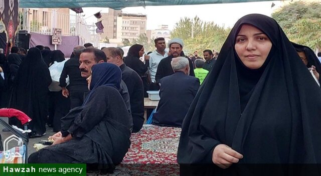 خدمت به زائران پیاده امام رضا(ع) بهترین آغاز مسیر تبلیغ است