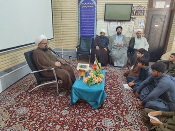 تهذیب نفس و مجاهدت در راه علم آموزی، از ارکان طلبگی است+عکس