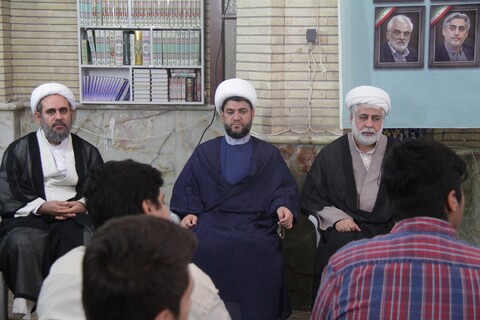 تصاویر/ دوره میثاق طلبگی طلاب حوزه علمیه استان بوشهر