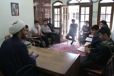 تصاویر/ دوره میثاق طلبگی طلاب حوزه علمیه استان بوشهر